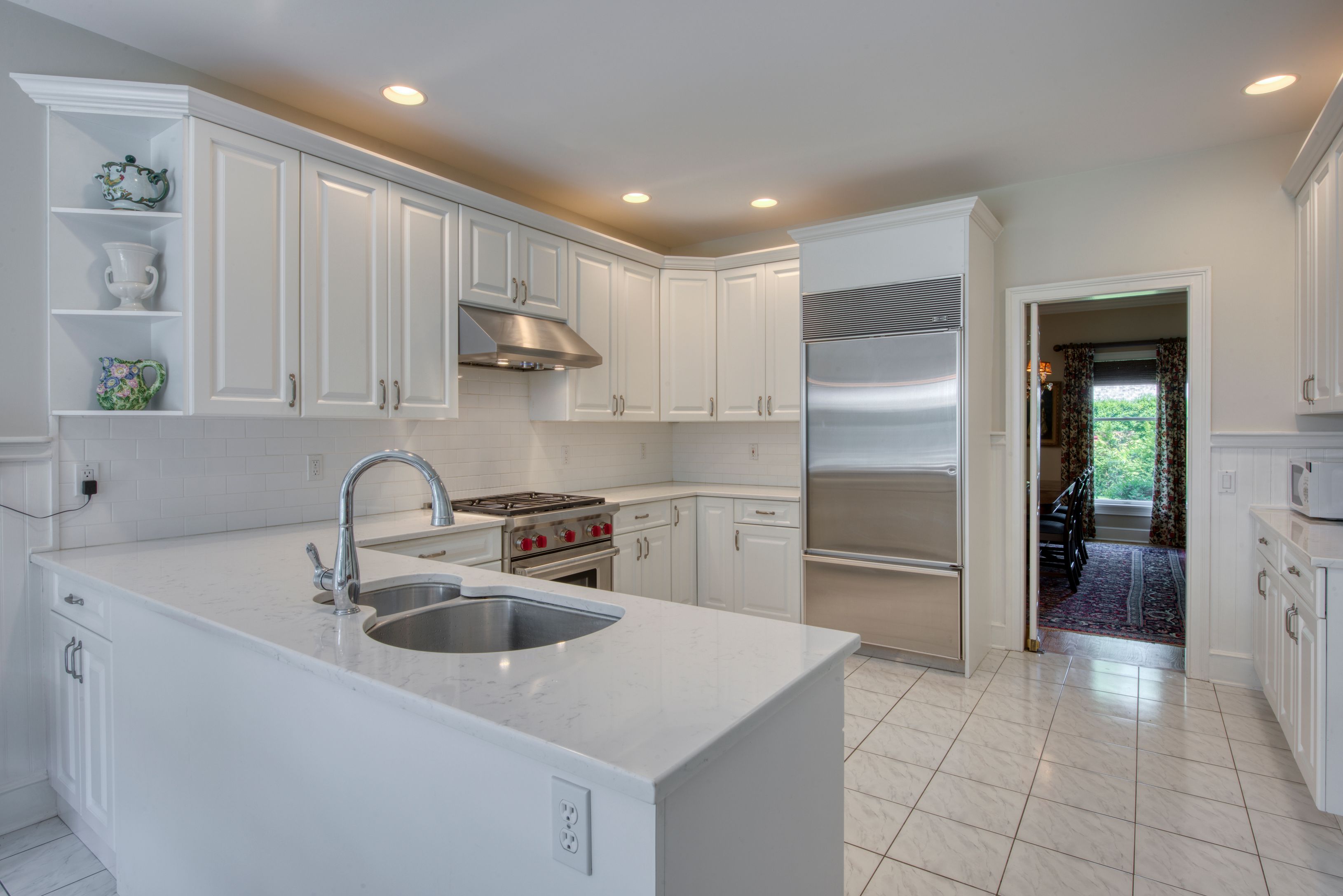 144 Coopers Farm Road Southampton, NY 11968 - Photo 4 of 17