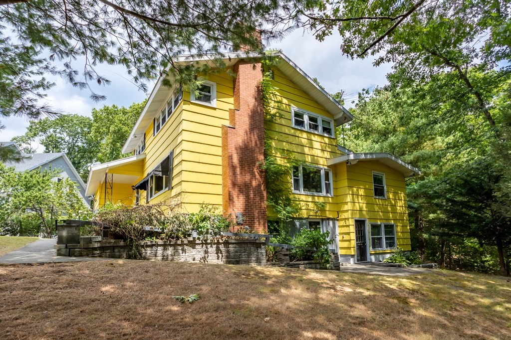 35 Whipple Road Lexington, MA 02420 - Photo 5 of 38