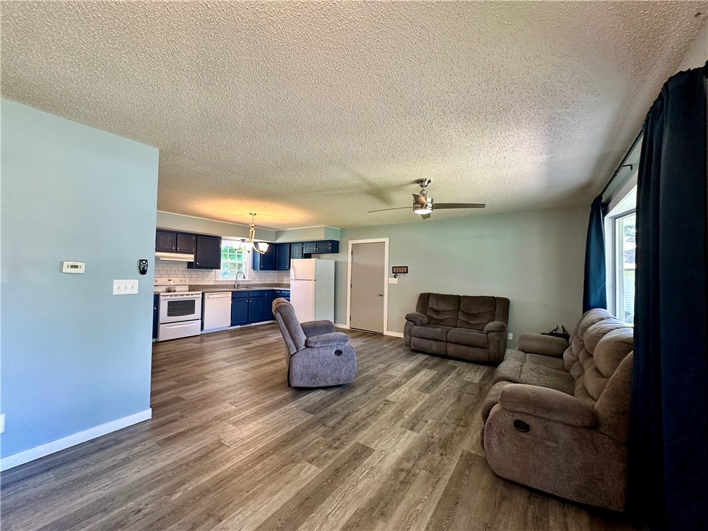 573 West 7th Street Neoga, IL 62447 - Photo 5 of 20