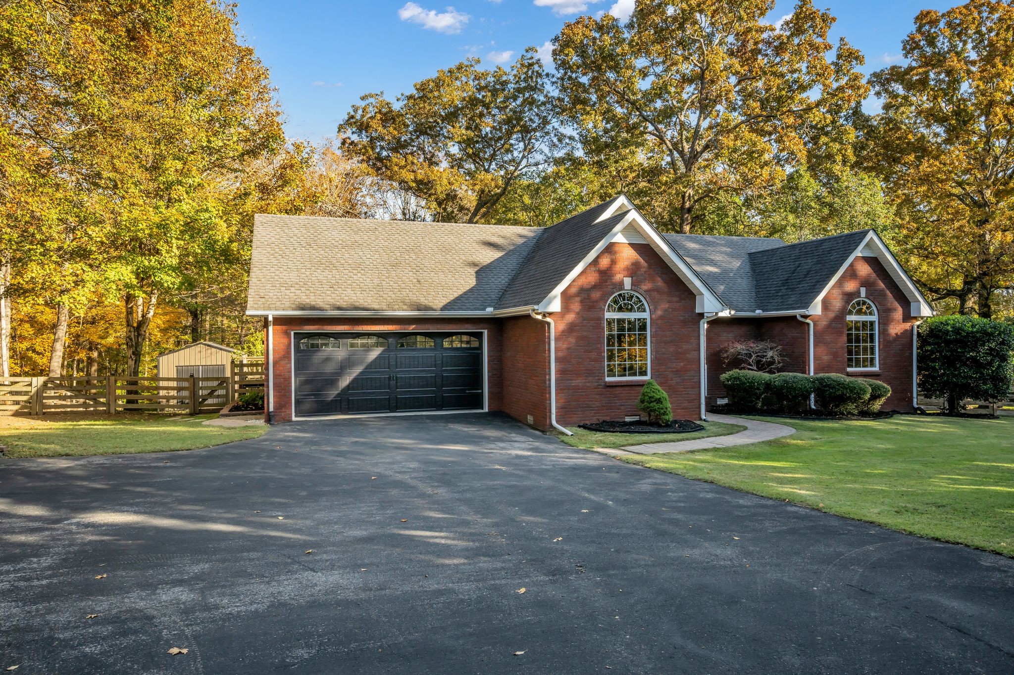 1064 Rock Church Road Dickson, TN 37055 - Photo 2 of 31 Gallery Image 2