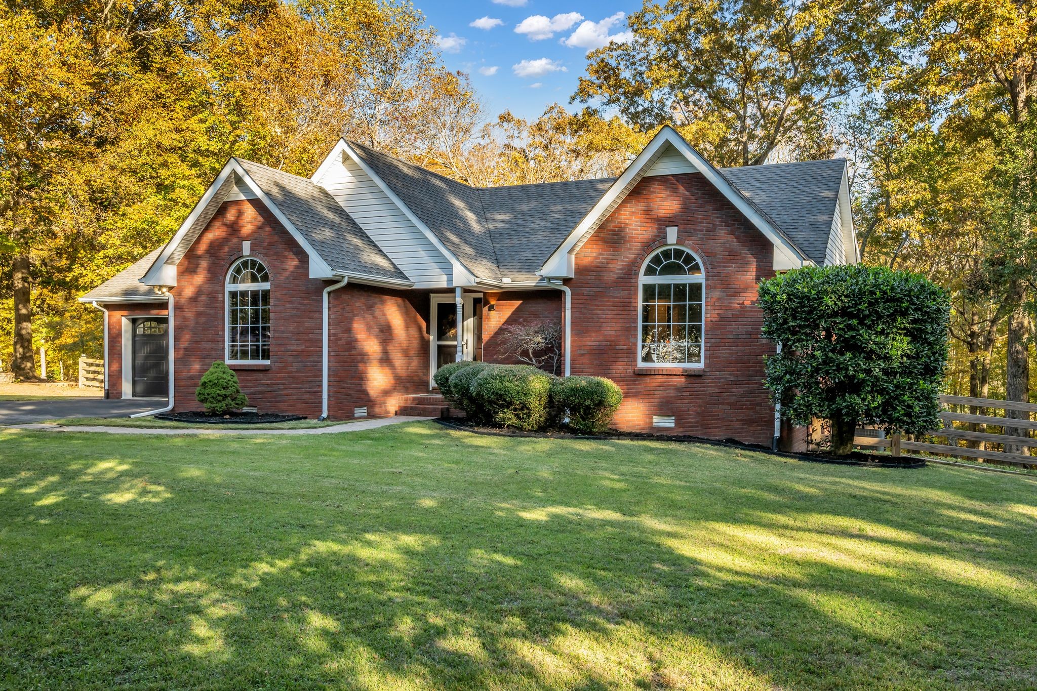 1064 Rock Church Road Dickson, TN 37055 - Photo 3 of 31 Gallery Image 3