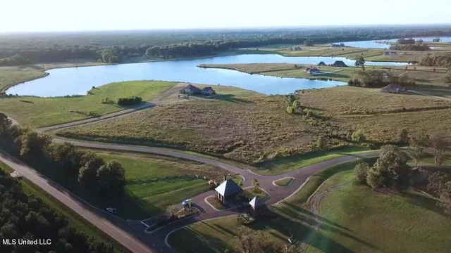 $231,000 | 84 Windermere Boulevard, Madison, MS 39110