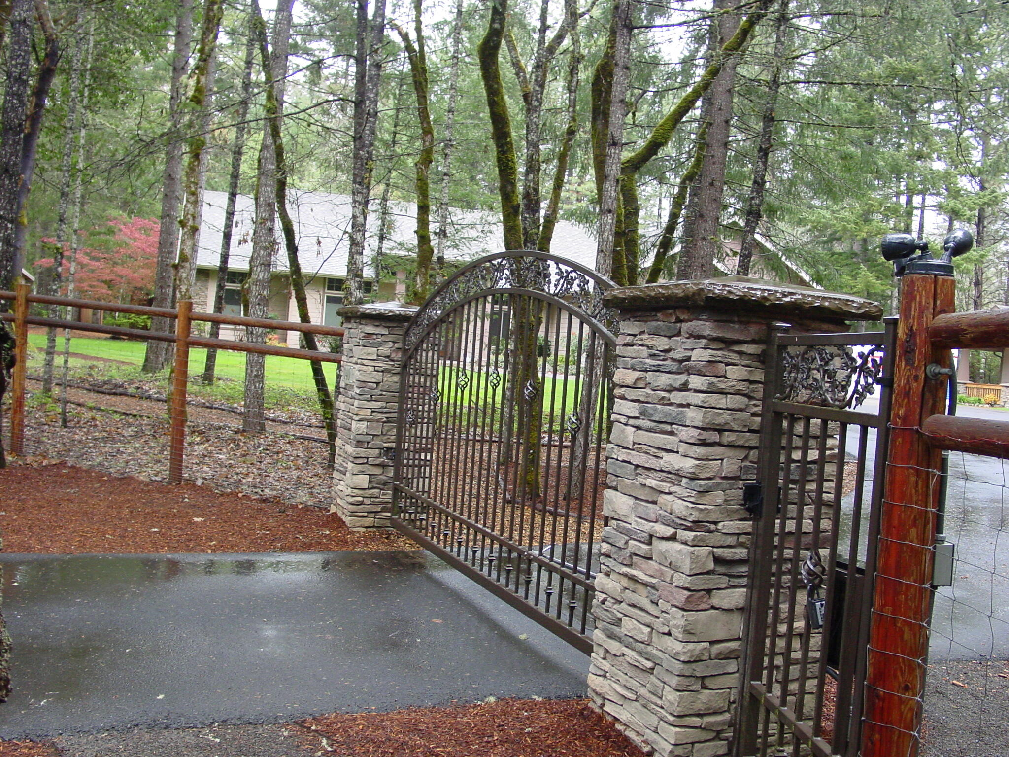 140 Verde Lane Merlin, OR 97532 - Photo 3 of 72 DSC00063