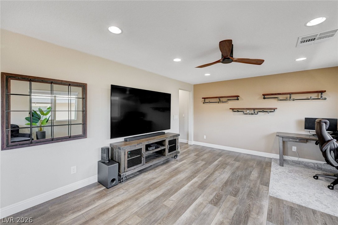 12466 Point Sierra Street Las Vegas, NV 89138 - Photo 33 of 75