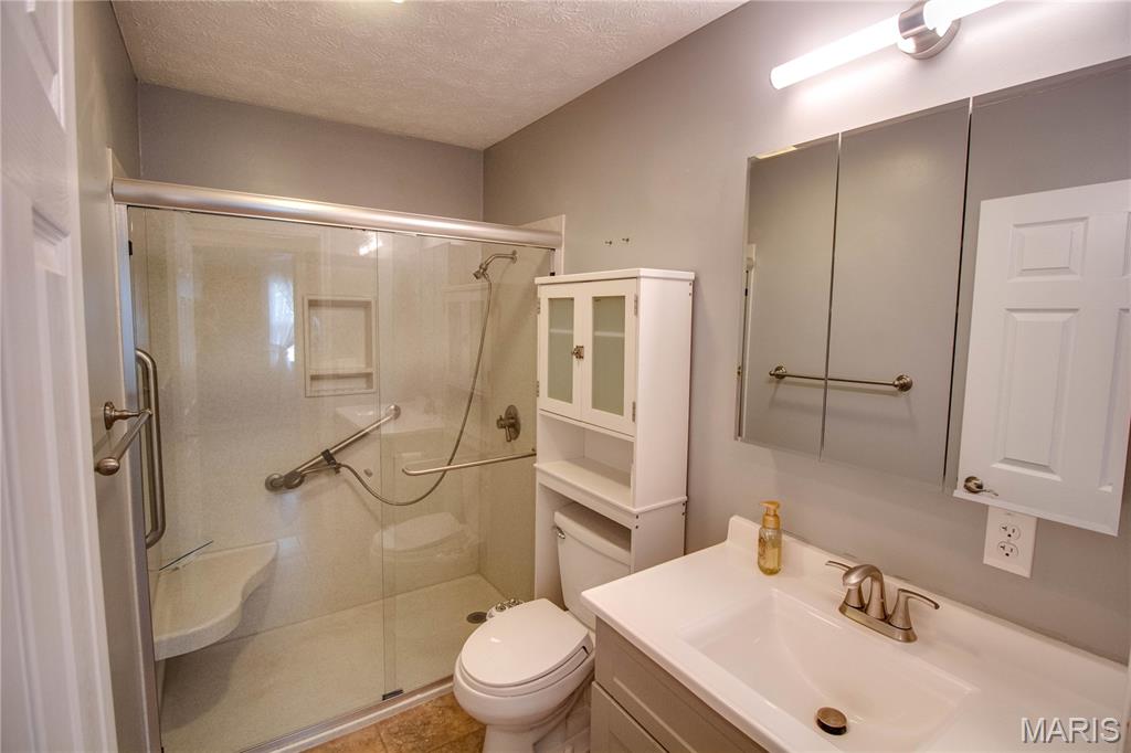 3101 Mission Road Alton, IL 62002 - Photo 20 of 42 Gallery Image 20