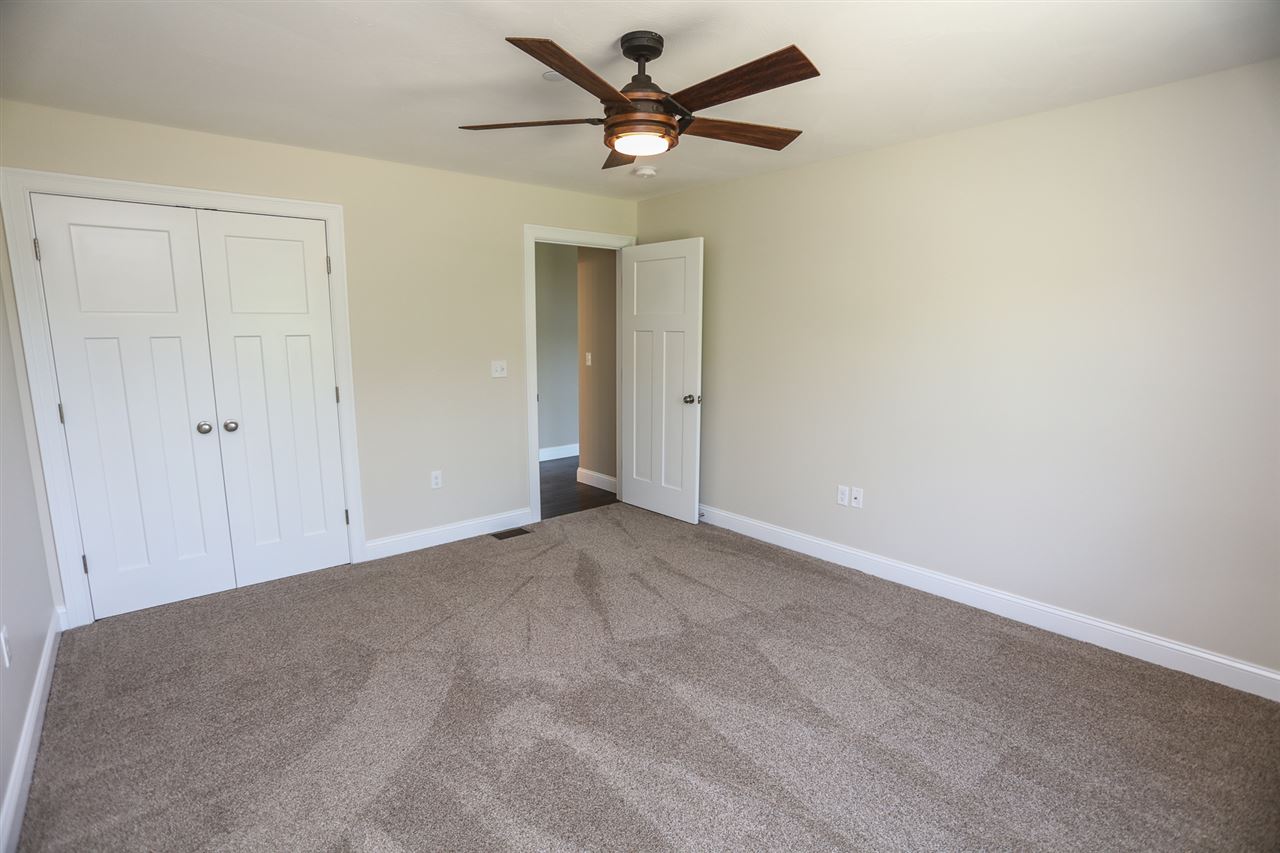 27 Rowe Farm Road, Unit 205025014 Gilford, NH 03249 - Photo 19 of 27
