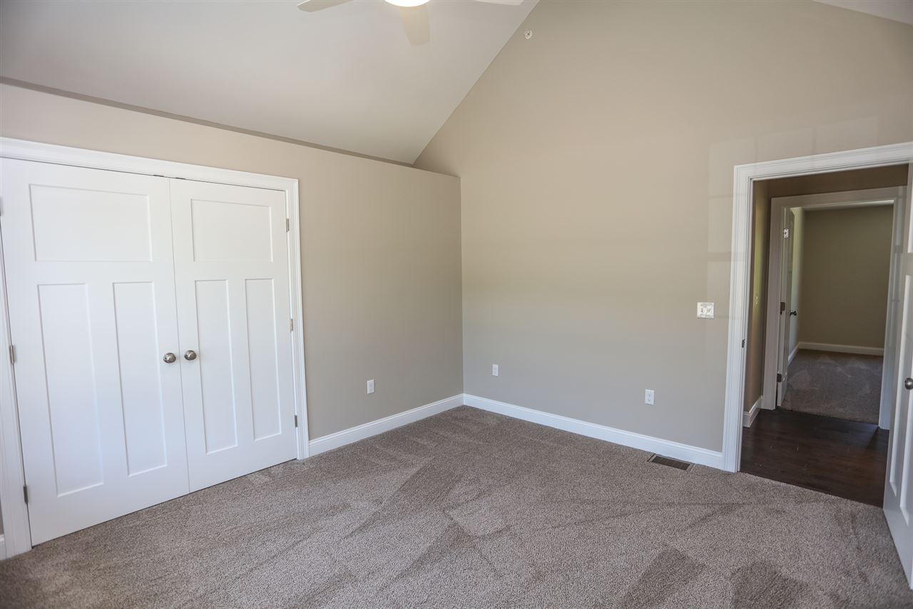 27 Rowe Farm Road, Unit 205025014 Gilford, NH 03249 - Photo 20 of 27