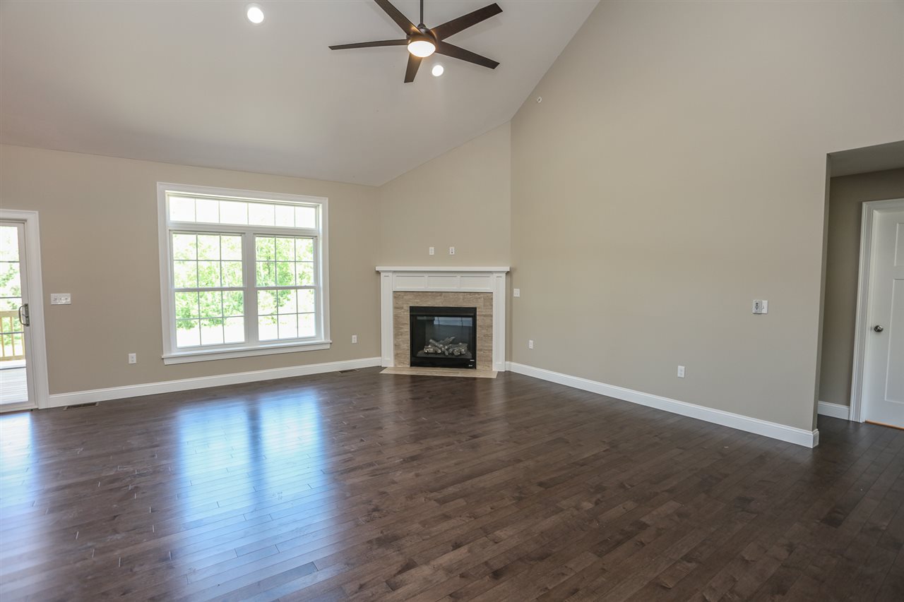 27 Rowe Farm Road, Unit 205025014 Gilford, NH 03249 - Photo 5 of 27