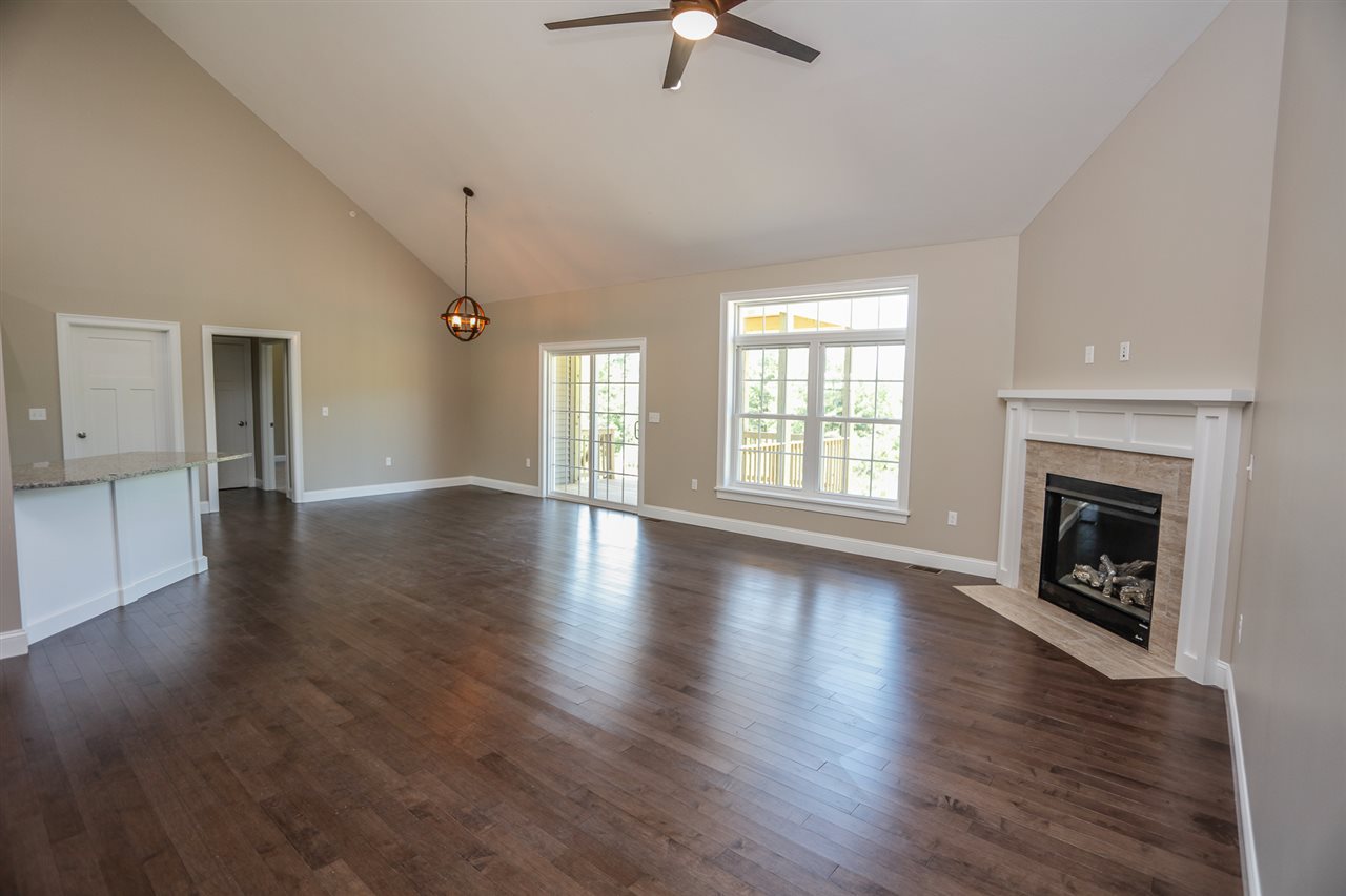 27 Rowe Farm Road, Unit 205025014 Gilford, NH 03249 - Photo 7 of 27