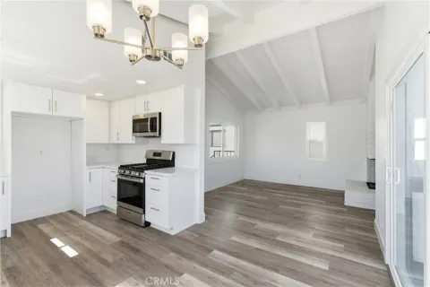 $2,799,000 | 203 Cedar Street, Newport Beach, CA 92663