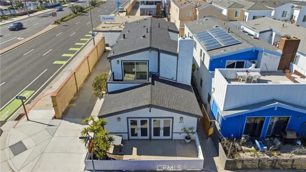 $2,799,000 | 203 Cedar Street, Newport Beach, CA 92663