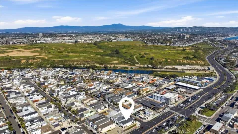 $2,799,000 | 203 Cedar Street, Newport Beach, CA 92663