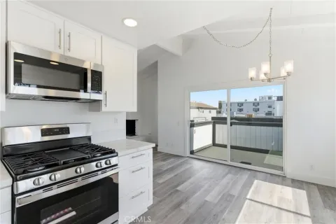 $2,799,000 | 203 Cedar Street, Newport Beach, CA 92663