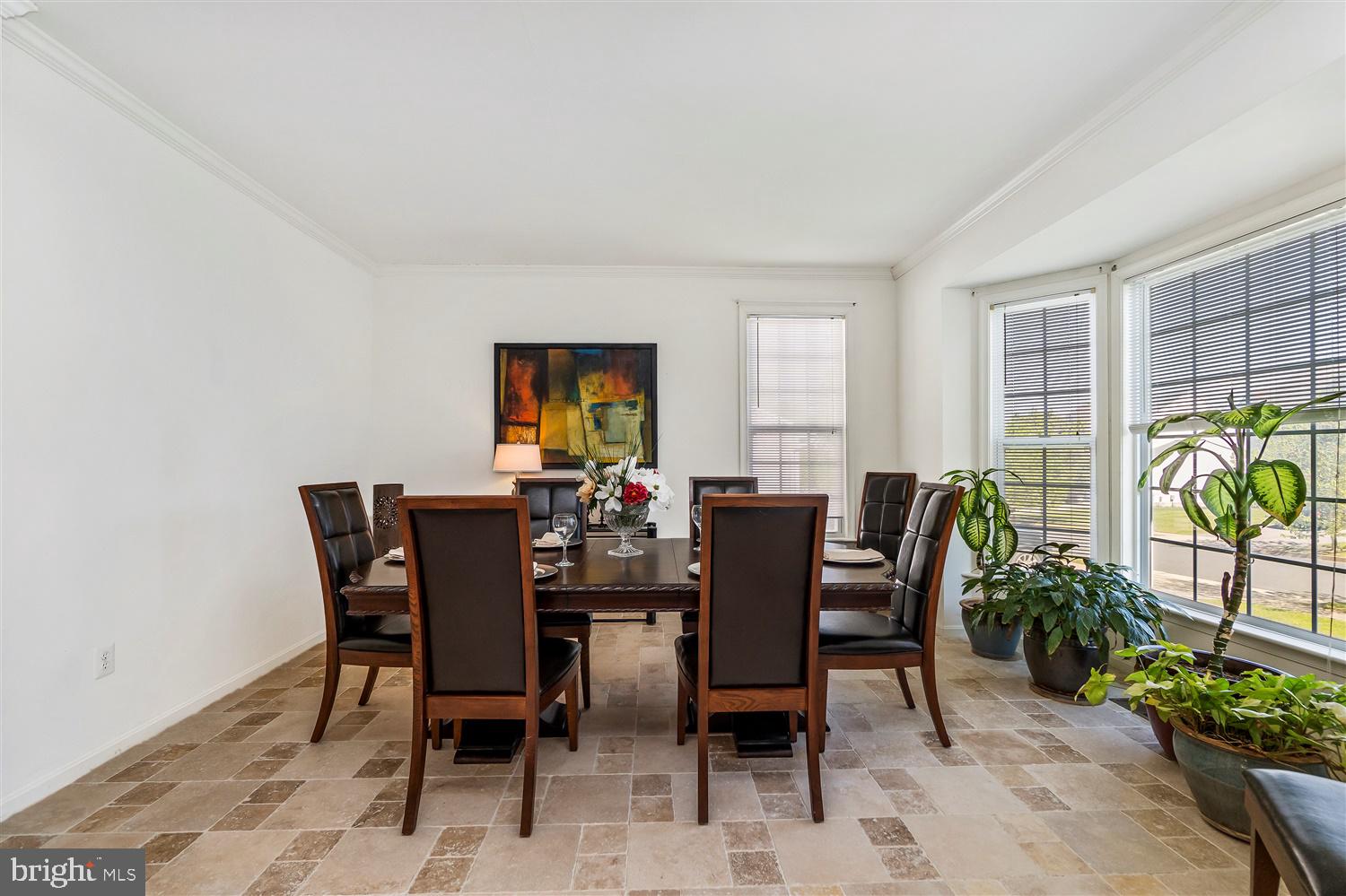 9731 Eustice Road Randallstown, MD 21133 - Photo 4 of 38 Dining Room with bay window.