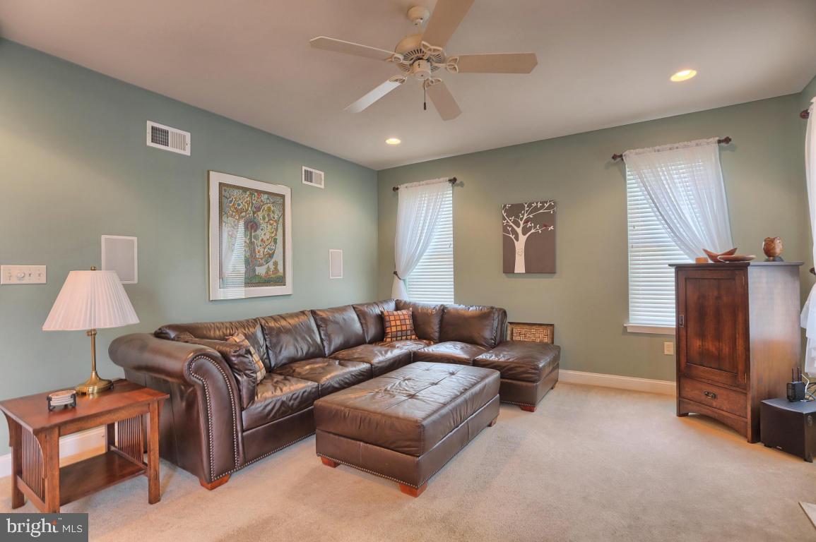 625 Dorset Street Lititz, PA 17543 - Photo 17 of 33 Gallery Image 17