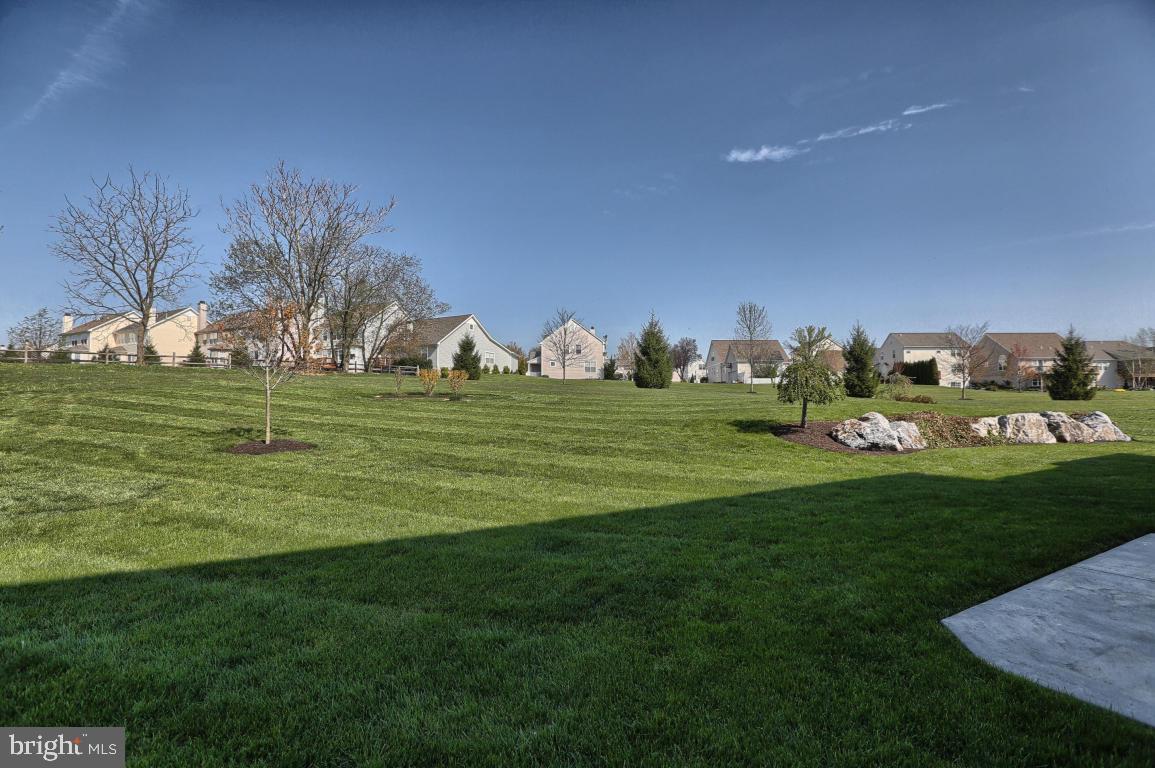 625 Dorset Street Lititz, PA 17543 - Photo 32 of 33 Gallery Image 32