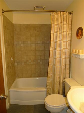 25 Kelsey Road Natick, MA 01760 - Photo 6 of 20 Gallery Image 6