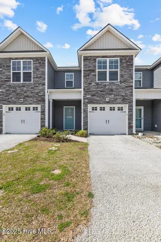$273,000 | 310 South Stingray Lane, Holly Ridge, NC 28445