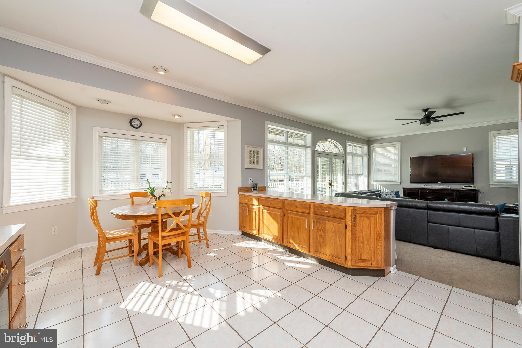 2229 Holly Neck Road Baltimore, MD 21221 - Photo 14 of 89 Kitchen (Main House)