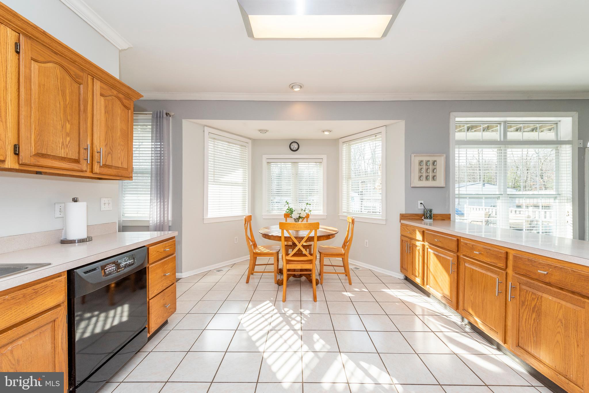 2229 Holly Neck Road Baltimore, MD 21221 - Photo 15 of 89 Kitchen (Main House)