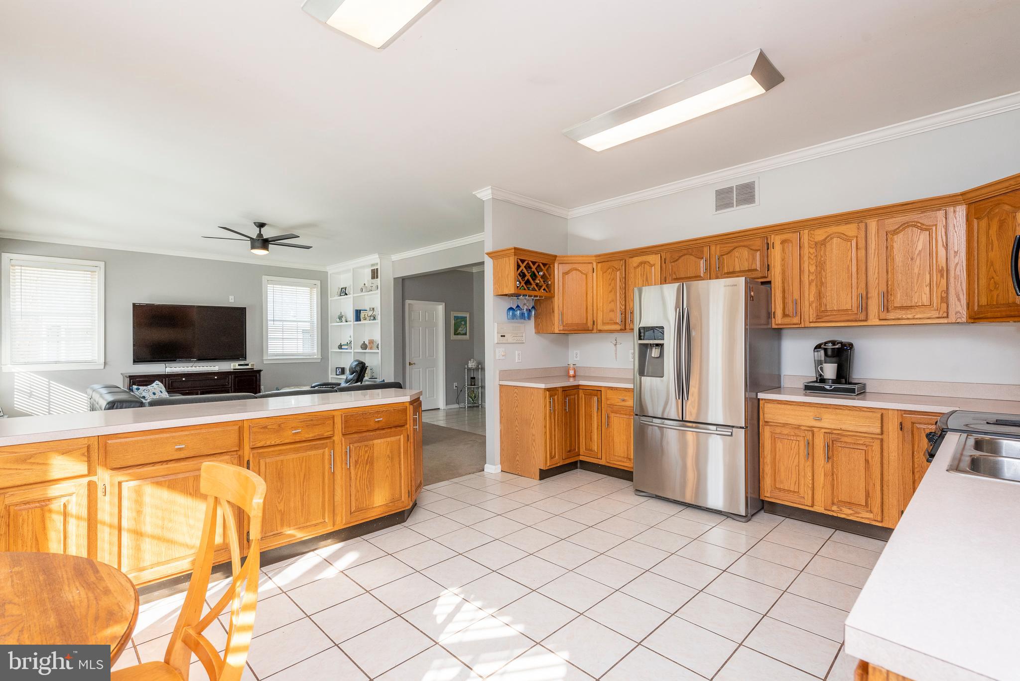 2229 Holly Neck Road Baltimore, MD 21221 - Photo 18 of 89 Kitchen (Main House)