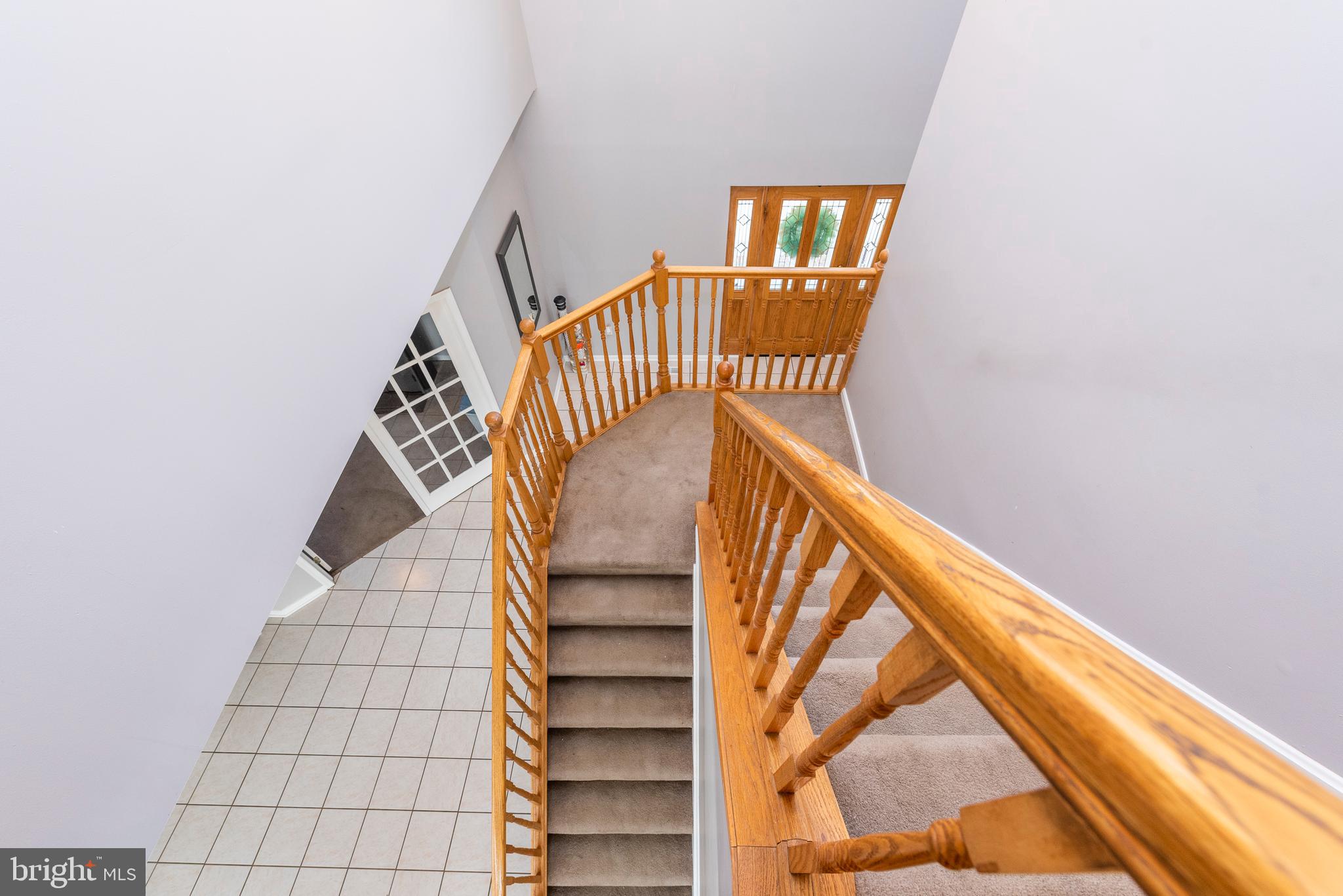 2229 Holly Neck Road Baltimore, MD 21221 - Photo 25 of 89 Stairs