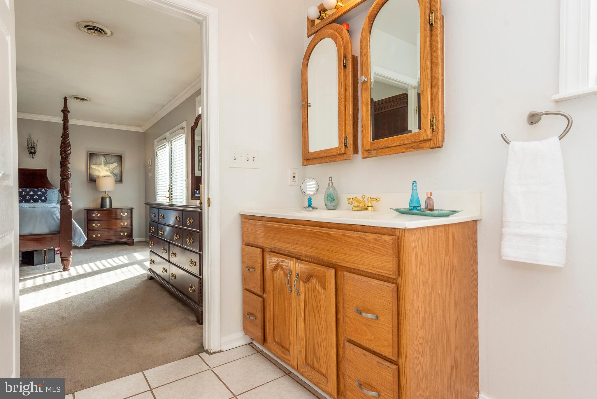 2229 Holly Neck Road Baltimore, MD 21221 - Photo 29 of 89 Master Bath