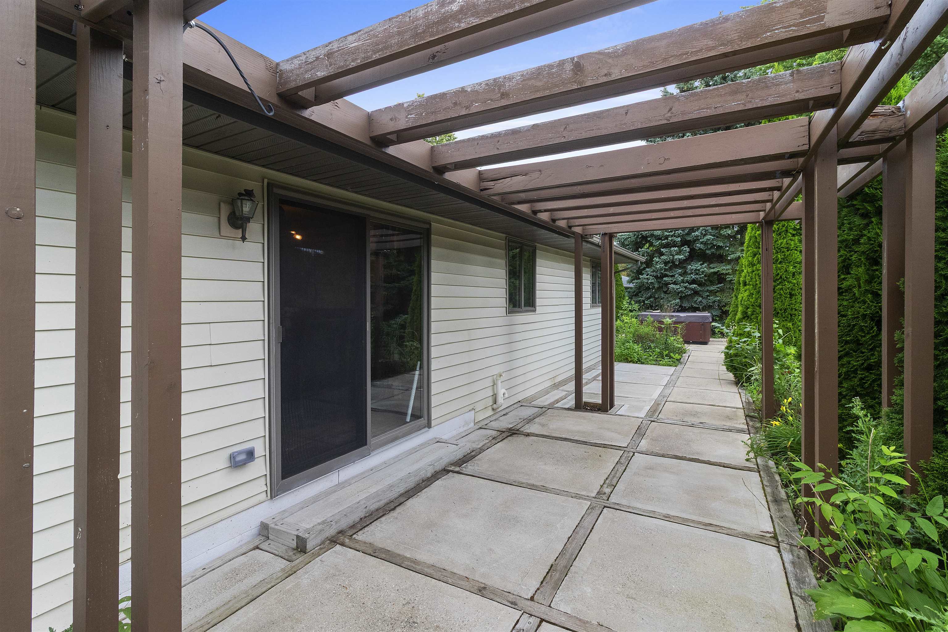 24 North Greves Court Appleton, WI 54914 - Photo 8 of 42