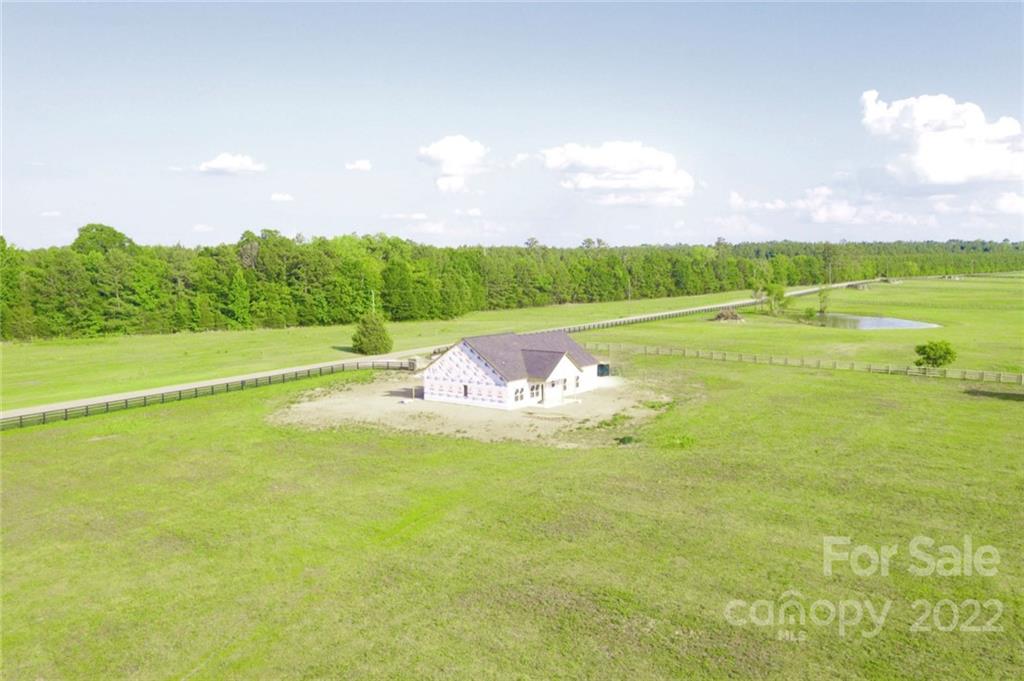 1743 Mayhugh Road, Unit 6 Chester, SC 29706 - Photo 3 of 16 a view of an ocean and a yard