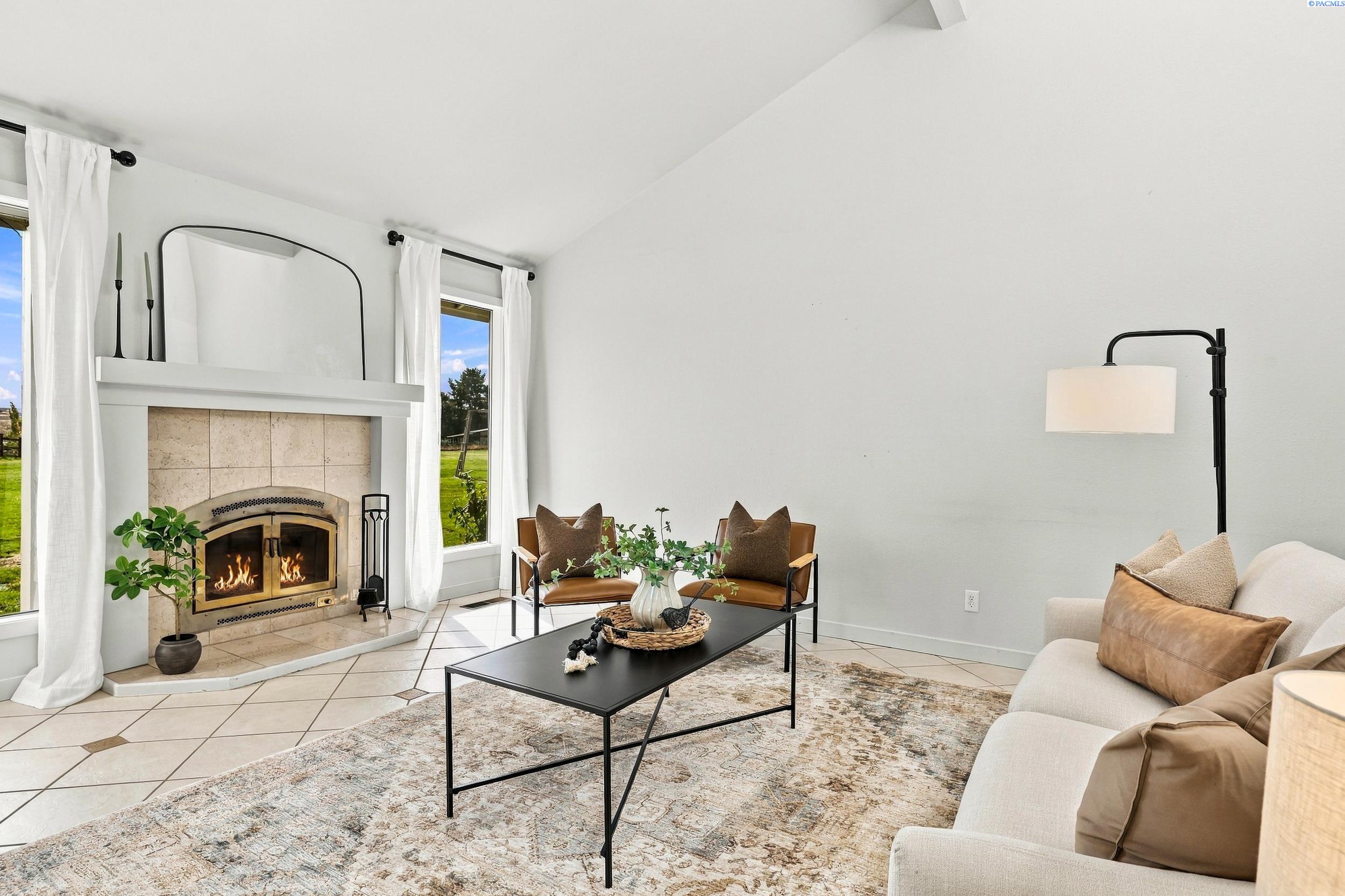 101105 East Vaca Road Kennewick, WA 99338 - Photo 9 of 50 Gallery Image 9