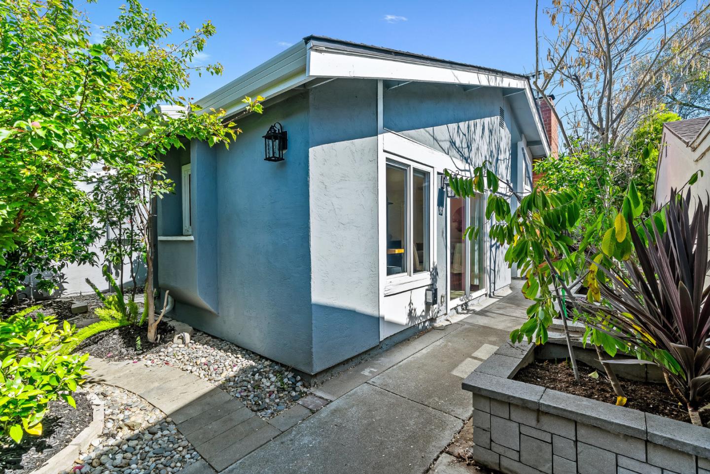 5319 Garrison Circle San Jose, CA 95123 - Photo 4 of 25