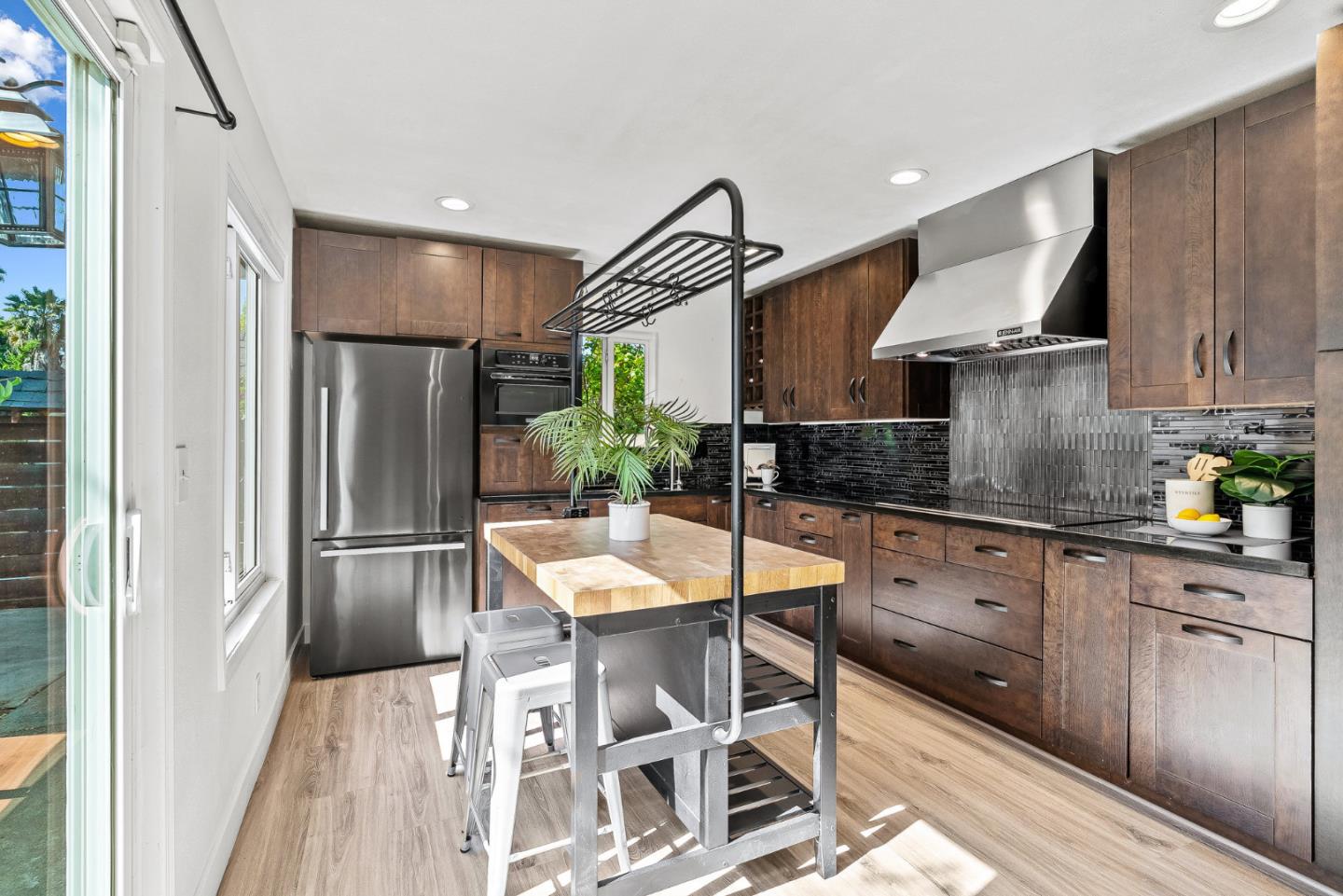 5319 Garrison Circle San Jose, CA 95123 - Photo 10 of 25