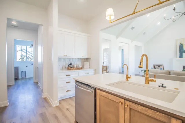 $609,000 | 17020 County Road 2110, Lubbock, TX 79423