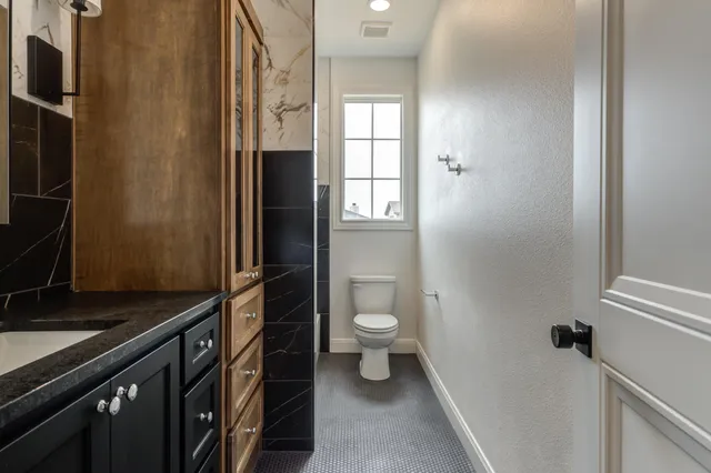 $609,000 | 17020 County Road 2110, Lubbock, TX 79423