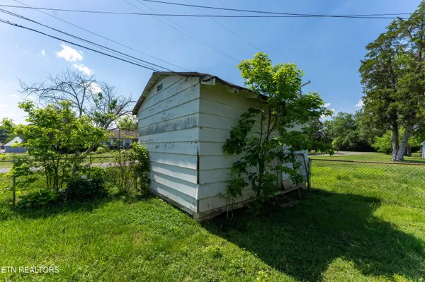 $450,000 | 209 Chaho Road, Knoxville, TN 37934