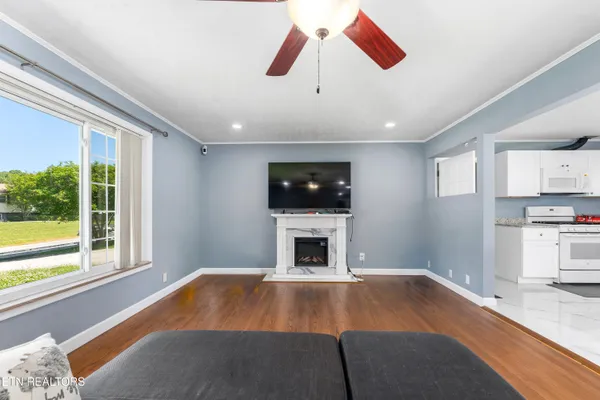 $450,000 | 209 Chaho Road, Knoxville, TN 37934