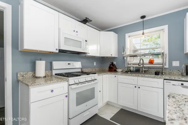 $450,000 | 209 Chaho Road, Knoxville, TN 37934