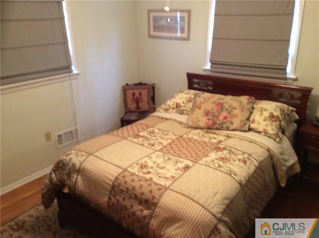 479 Barnacle Road Forked River, NJ 08731 - Photo 17 of 22 Gallery Image 17