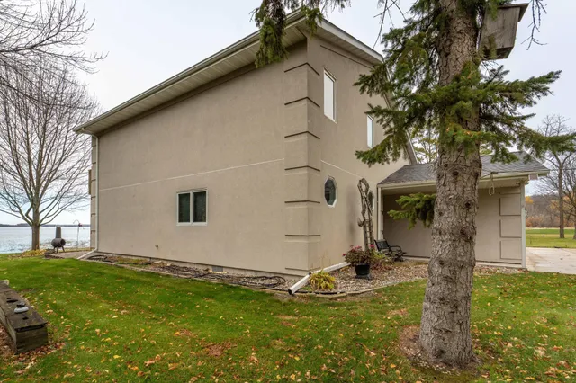 $579,000 | 17159 Stalker Lake Road, Underwood, MN 56586