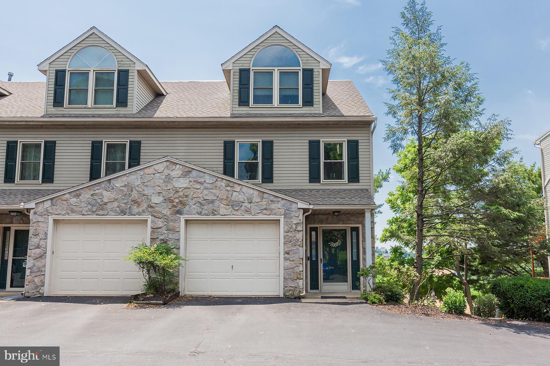 26 Laurel Ridge Leola, PA 17540 - Photo 1 of 53 Gallery Image 1