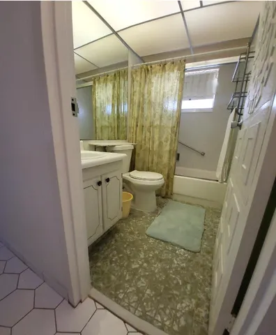 $1,600 | 141 Saxony Drive, Unit 141, Delray Beach, FL 33446