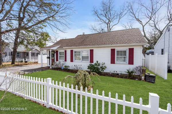 $465,000 | 477 Mantoloking Road, Brick, NJ 08723