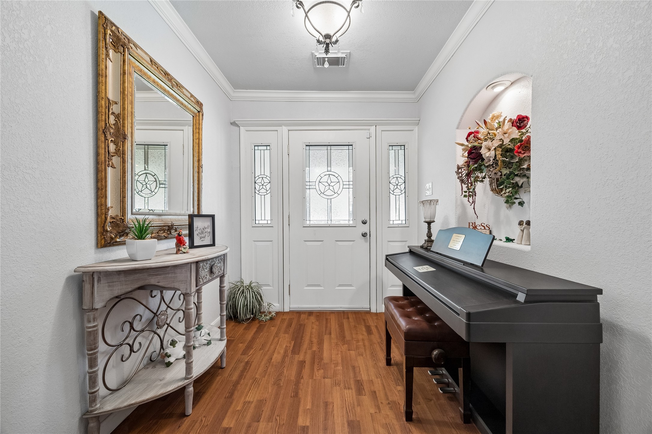 An inviting view from the front entryway