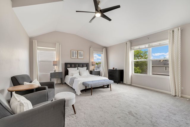 Undisclosed Address Bartlett, IL 60103 - Photo 20 of 45 a living room with furniture and a window
