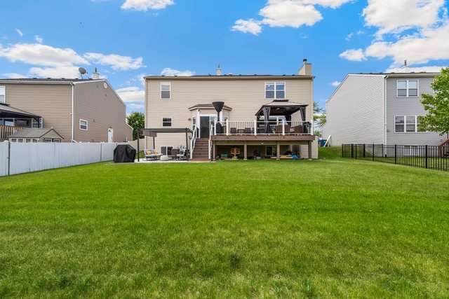 Undisclosed Address Bartlett, IL 60103 - Photo 42 of 45 a house view with a garden space