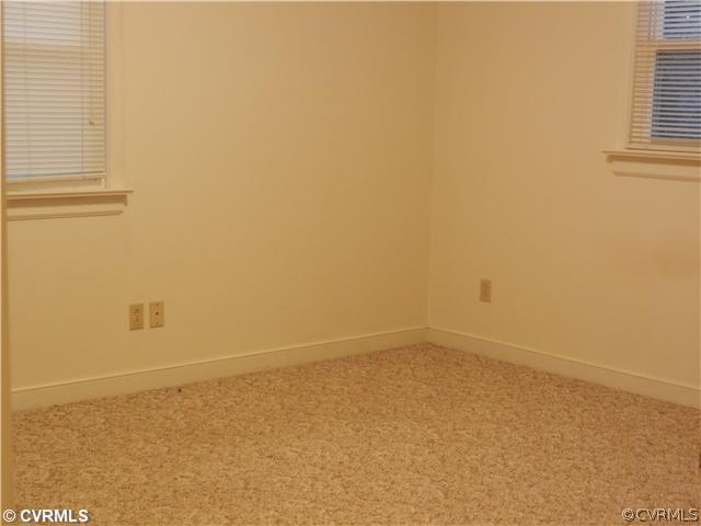 1805 Stevie Road Sandston, VA 23150 - Photo 8 of 11 Master Bedroom - 13x12 Fresh Paint, New Berber car