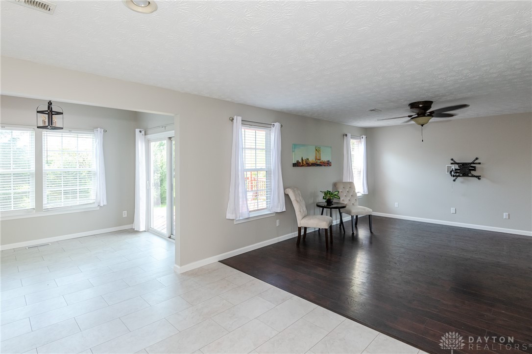 1853 Spring Ridge Court Xenia, OH 45385 - Photo 12 of 40