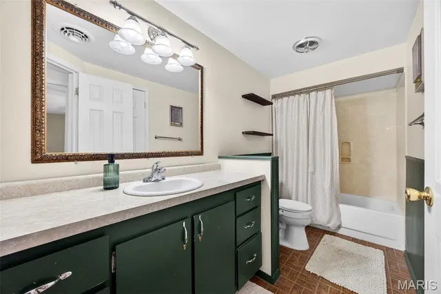 $215,000 | 6808 River Bend Drive, Eureka, MO 63025