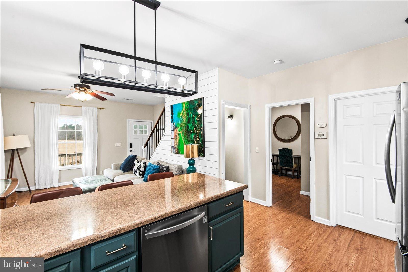 11310 St Just Road Unionville, VA 22567 - Photo 12 of 40 Modern elegance in a bright, open space.