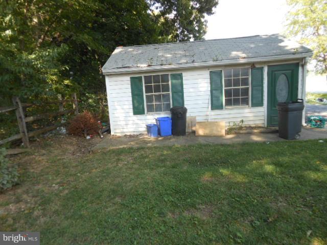 11805 Prices Distillery Road Damascus, MD 20872 - Photo 12 of 14 Exterior (General)